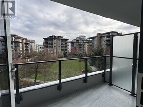 6138 Birney Ave in Vancouver, BC - Building Photo - Building Photo