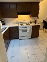 793 W Mesa Verde Dr, Unit 2 in Nogales, AZ - Foto de edificio - Building Photo