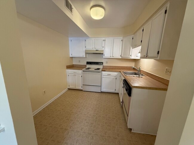 1405 Key Pkwy in Frederick, MD - Building Photo - Building Photo