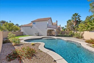 9300 Valencia Canyon Dr in Las Vegas, NV - Building Photo - Building Photo