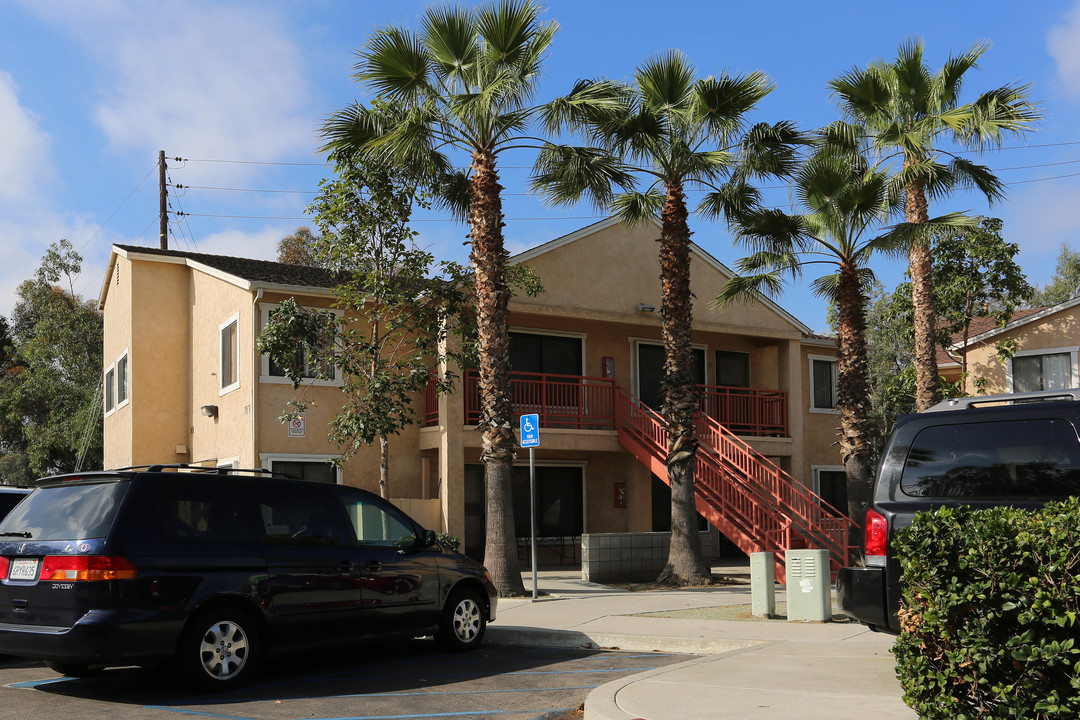 Garden View Apartments in San Diego, CA - Building Photo