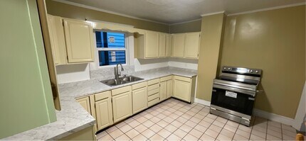 1605 Church Ave SE in Roanoke, VA - Building Photo - Building Photo