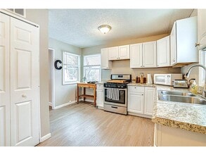 16724 Upper 5th St N in Lakeland, MN - Building Photo - Building Photo