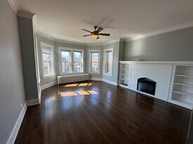 2843 N Parkside Ave in Chicago, IL - Building Photo