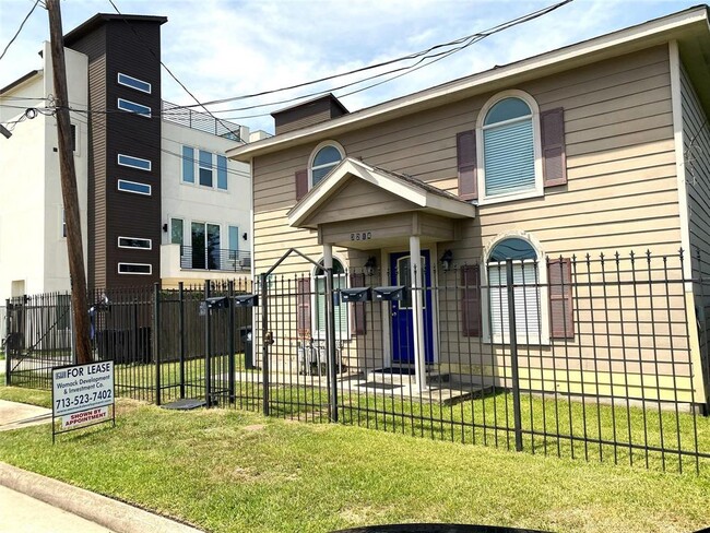 property at 3214 Hutchins St