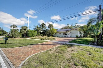 364 NW 35th St in Boca Raton, FL - Building Photo - Building Photo