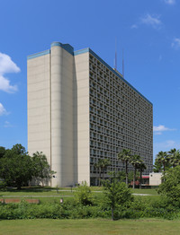 Hogan Creek Towers in Jacksonville, FL - Foto de edificio - Building Photo