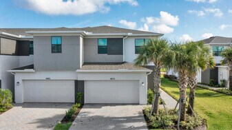 14075 SW Thorens Dr in Port St. Lucie, FL - Building Photo