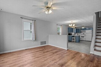 95 Blanding Ave in East Providence, RI - Building Photo - Building Photo