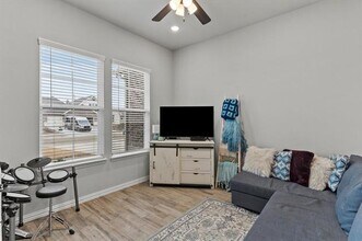 204 Aero Vis Dr in Caddo Mills, TX - Building Photo - Building Photo