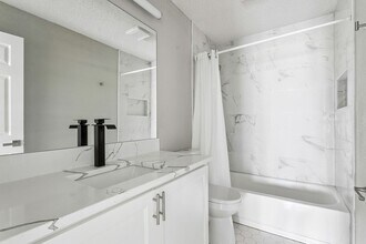 2610-2612 Dawson St in Kenner, LA - Foto de edificio - Building Photo