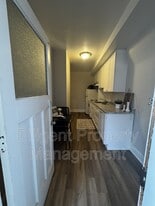 451 Water St in Peterborough, ON - Building Photo