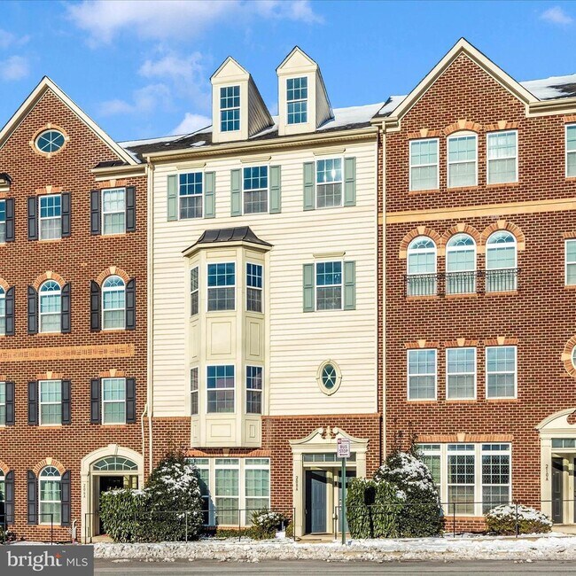 208 Mill Pond Rd in Frederick, MD - Building Photo - Building Photo