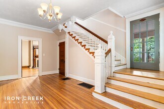 63 Cumberland Ave in Asheville, NC - Building Photo - Building Photo