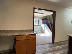 560 Wigwam Way in Fairbanks, AK - Building Photo - Building Photo