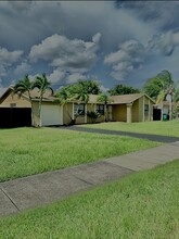 14813 SW 67th Ln in Miami, FL - Building Photo - Building Photo