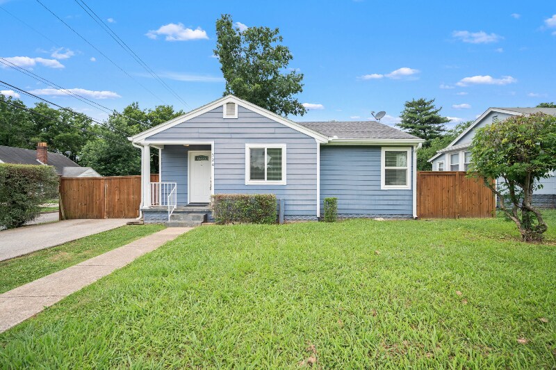 324 1st Ave in Murfreesboro, TN - Building Photo