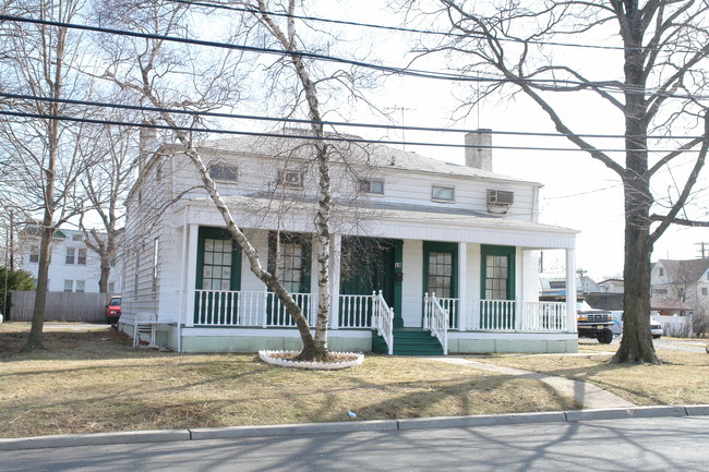 18 Washington St in South Bound Brook, NJ - Building Photo - Building Photo