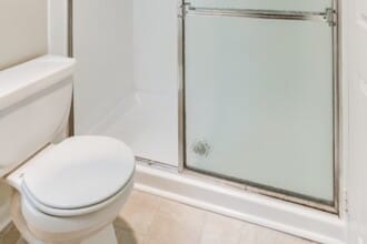 PeachTree of McLean Apartments in Falls Church, VA - Building Photo - Building Photo