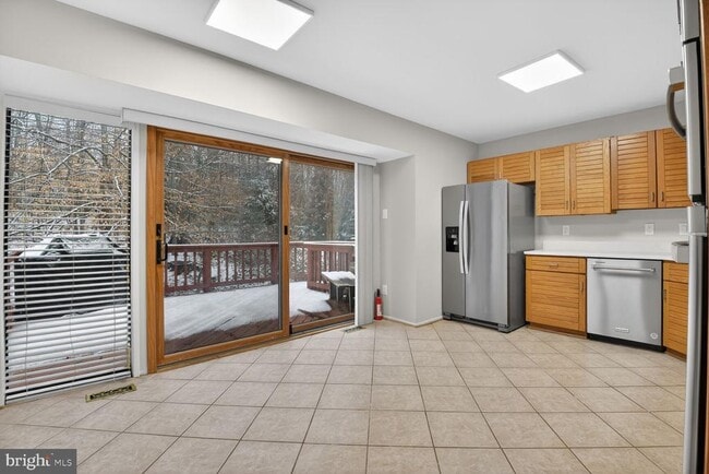 property at 10949 Whiterim Dr