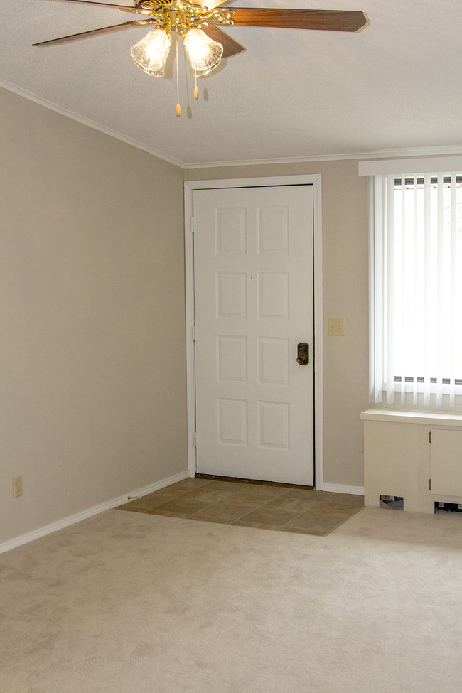 Arbors of Lordstown in Warren, OH - Building Photo - Building Photo