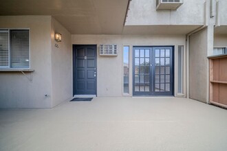 1001 W Stevens Ave in Santa Ana, CA - Building Photo - Building Photo
