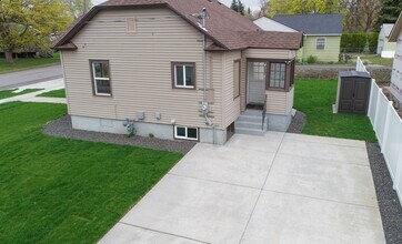 1216 N Woodruff Rd in Spokane Valley, WA - Building Photo - Building Photo