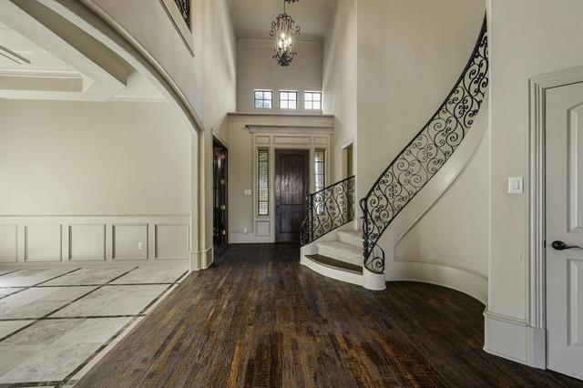 property at 6916 Cannon Falls Dr