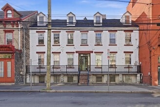 359 Palisade Ave in Jersey City, NJ - Building Photo - Building Photo