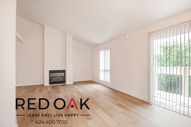 property at 726 E Workman St