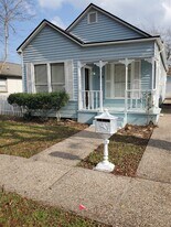 1205 2nd St in Rosenberg, TX - Building Photo