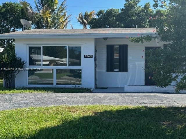 2560 NE 11th Ct in Pompano Beach, FL - Building Photo - Building Photo