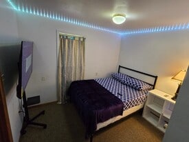 431 SW 156th St in Burien, WA - Building Photo