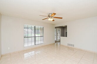 7529 Ashwood Cir in Fort Worth, TX - Building Photo - Building Photo