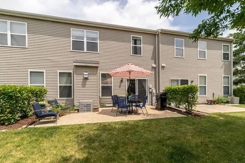 property at 3907 Blackstone Dr