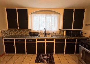 1600 N Lyndonville Rd in Lyndonville, NY - Building Photo - Building Photo