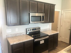 7557 Long Shot Ln in Knoxville, TN - Building Photo - Building Photo