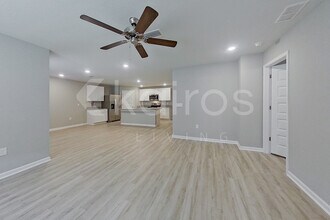 160 Swallowtail Ln in Pensacola, FL - Building Photo - Building Photo