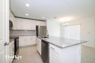 3806 Whitney Wy in Haines City, FL - Building Photo - Building Photo