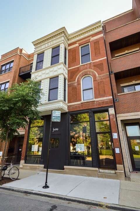 2638 N Lincoln Ave in Chicago, IL - Building Photo