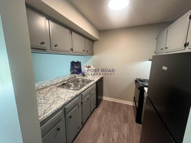 property at 545 W 27th St S