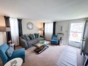 Cedonia Townhomes in Baltimore, MD - Building Photo - Interior Photo