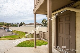 595 Canyon Dr in Oceanside, CA - Building Photo - Building Photo