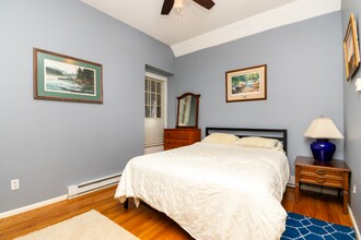 342 North St in Boston, MA - Foto de edificio - Building Photo