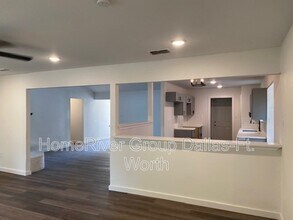 1133 Augusta Rd in Benbrook, TX - Building Photo - Building Photo