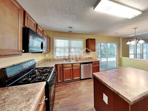 3472 Chastain Glen Ln NE in Marietta, GA - Building Photo - Building Photo