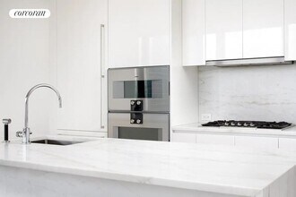 695 1st Ave in New York, NY - Building Photo - Building Photo
