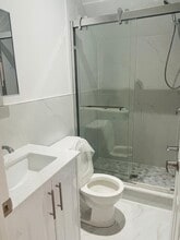 227 Spadina Av in Toronto, ON - Building Photo - Building Photo