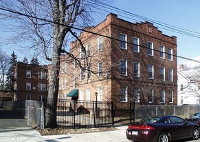 34-36 Hotchkiss St in New Haven, CT - Building Photo