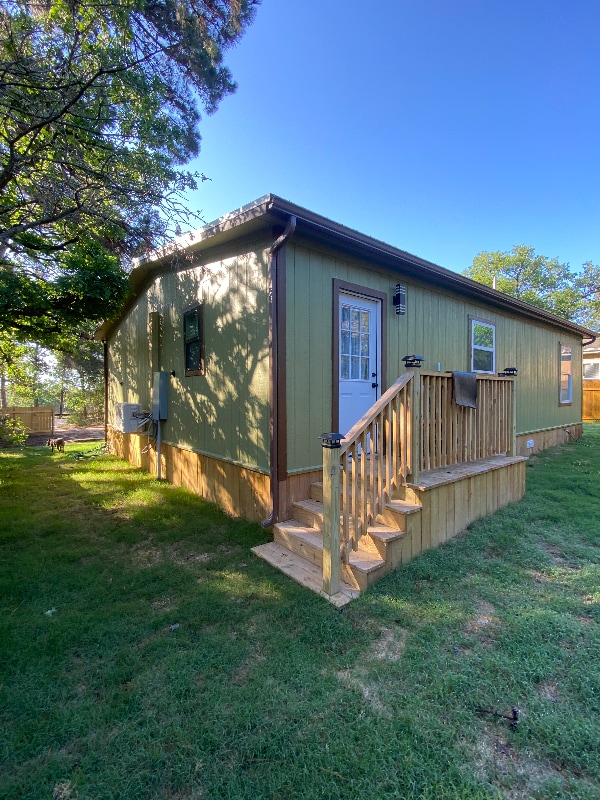 344 TX-21 in Bastrop, TX - Foto de edificio - Building Photo
